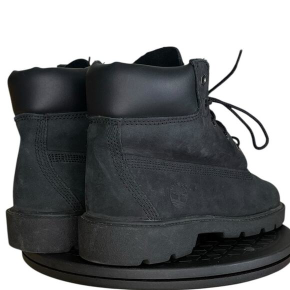 Boys Timberland Classic 6" 10910 Leather Lace-Up Ankle Combat Boot Size 4 Black - Picture 4 of 6